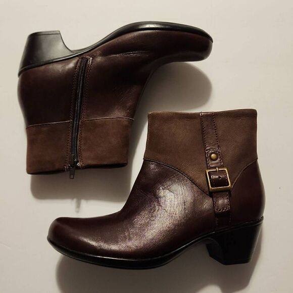 Clark's Bendables Women's Zoo Up Booties With Buckles Size 6.5 - Picture 1 of 11
